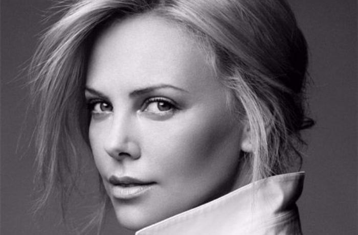 4 citáty od Charlize Theron, které vás přesvědčí o tom, že všechno je vždycky tak, jak má být