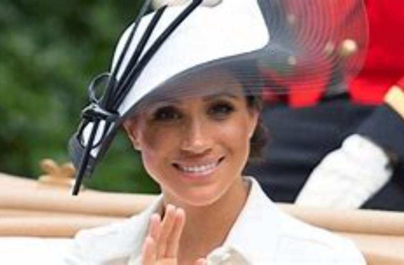 Jak se usmívá Meghan Markle?