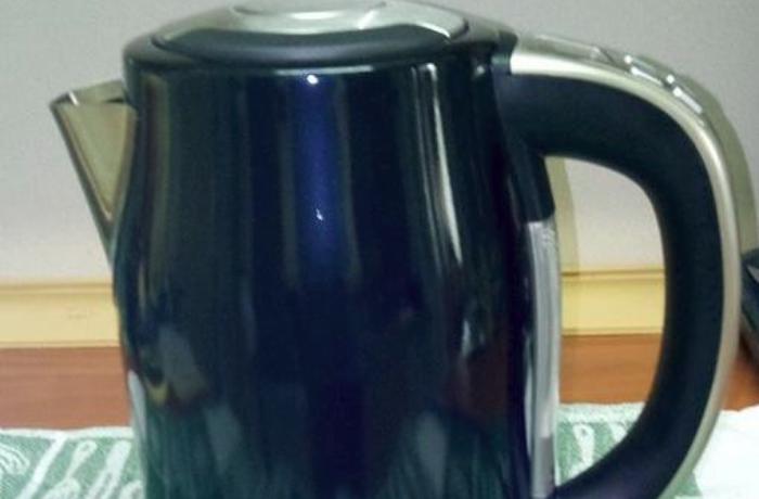 Chytrá rychlovarná konvice s regulací teploty Philco PHWK 2002