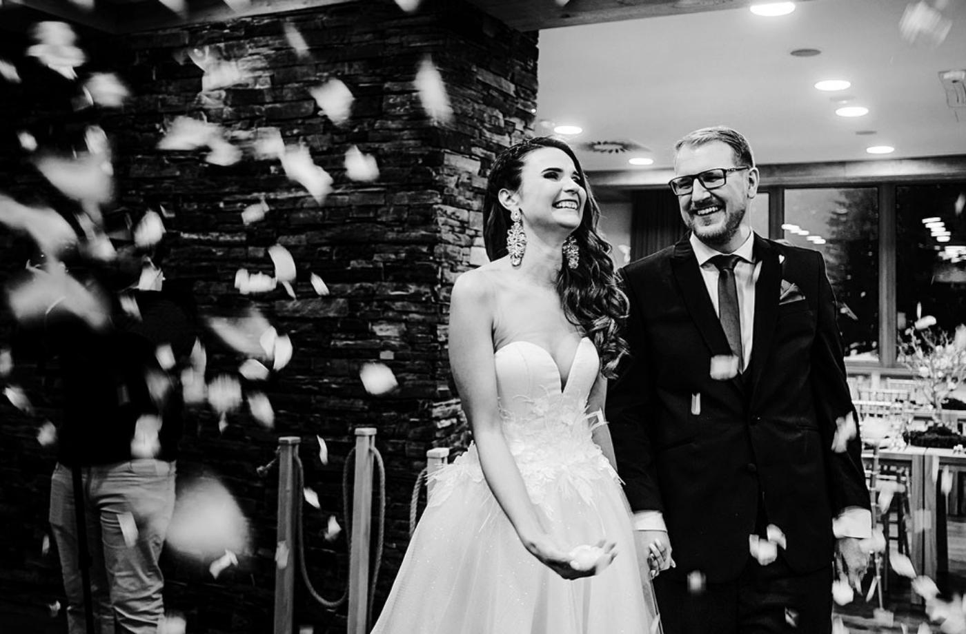 Jaké jsou nejžhavější trendy ve svatební fotografii?