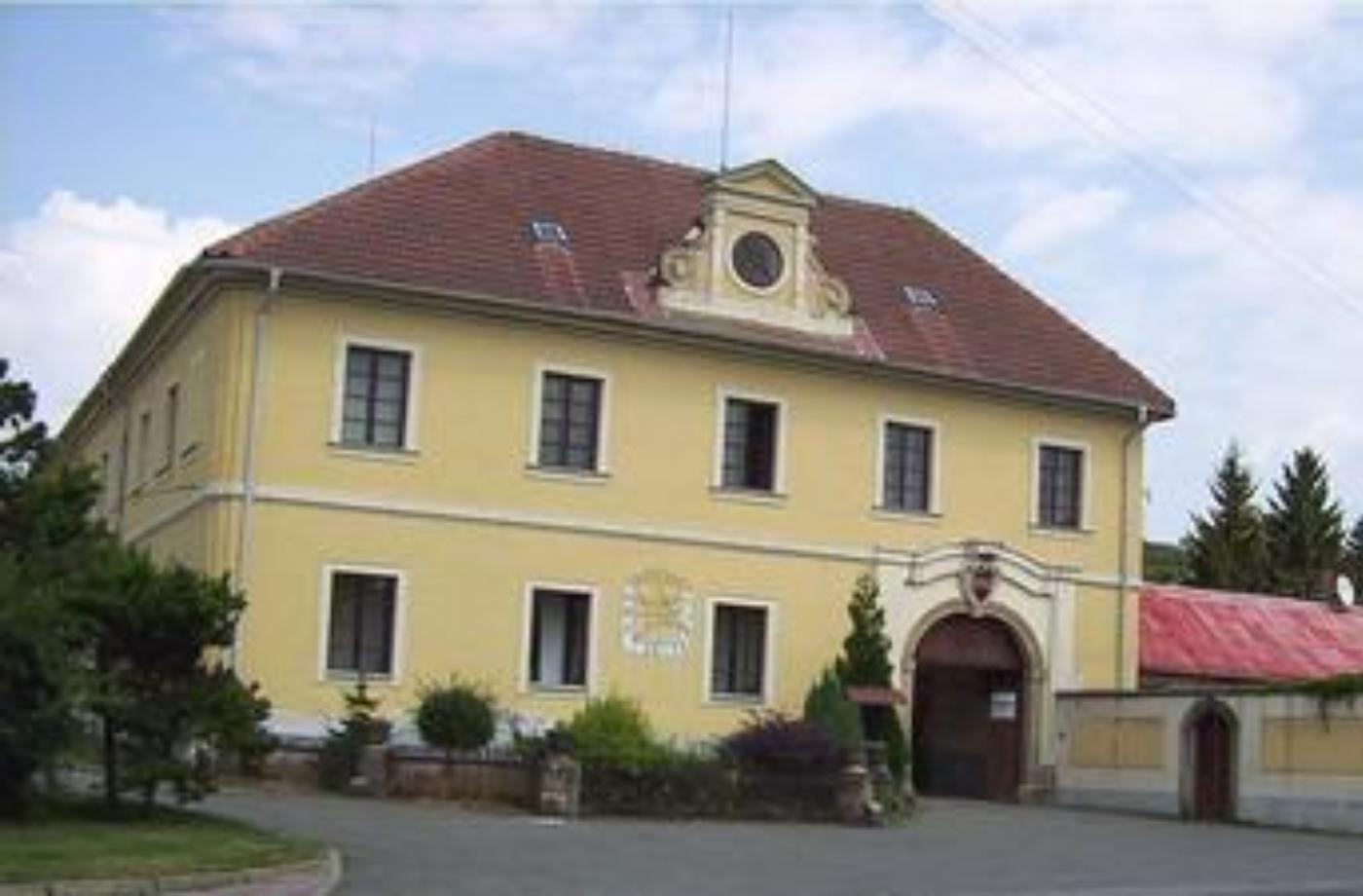 Zámek Hořice