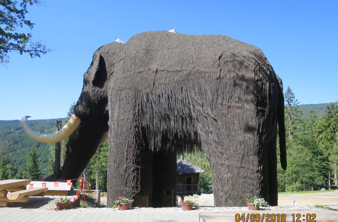 DOLNÍ MORAVA - Mamutíkův vodní park, Lesní zážitkový park, Pískový svět a Obří mamut