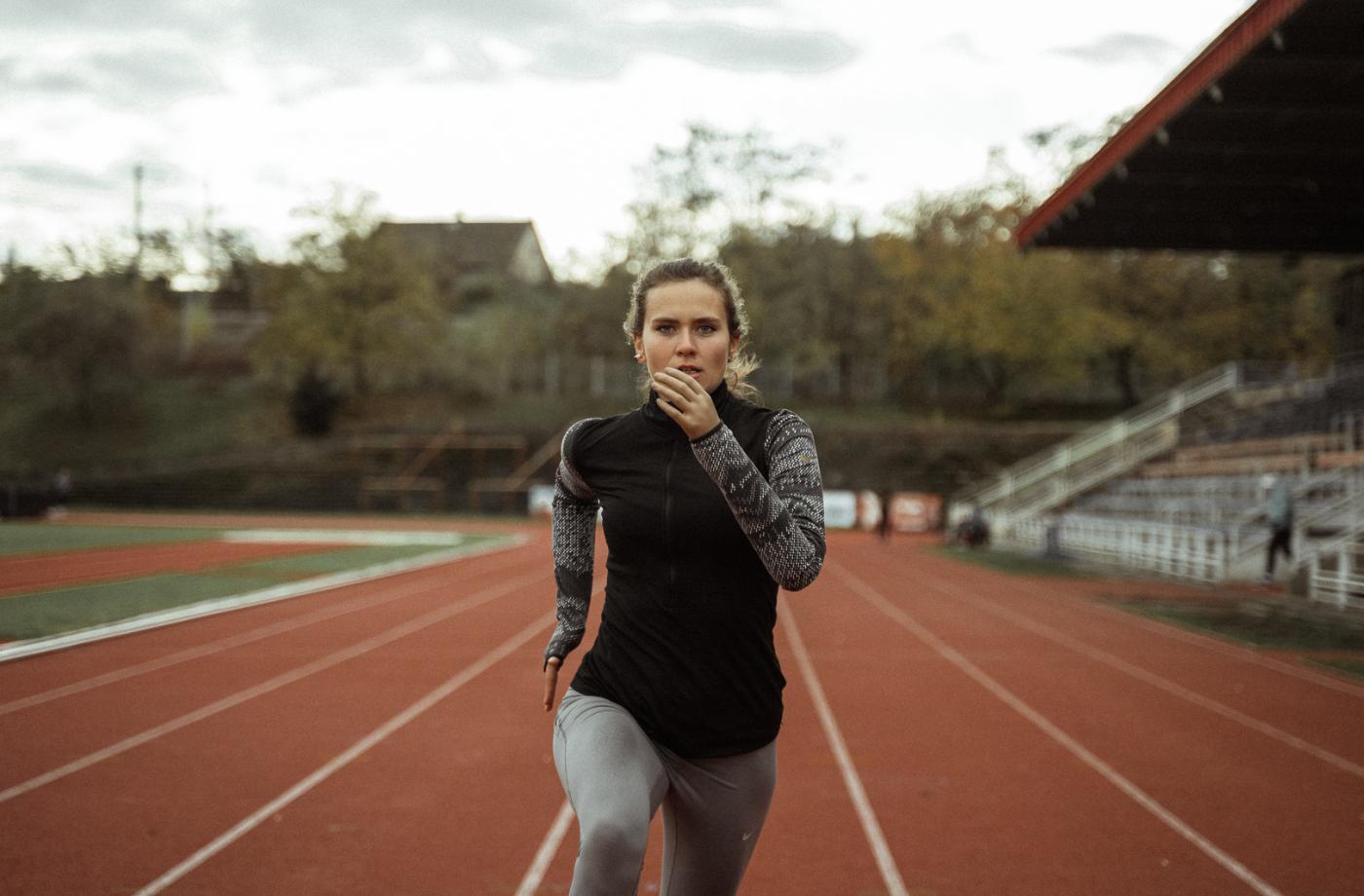 Sprinterka Jakschová poprvé na paralympiádě: Mým cílem je dostat se do finále