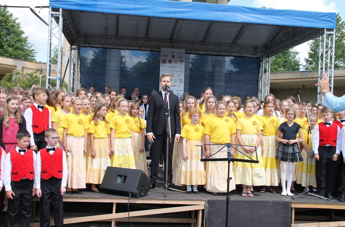 Martin Chodúr opět zazpívá v Lidicích