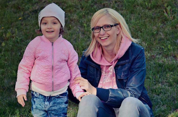 „Blog je moje třetí dítě,“ říká Kateřina Osičková – Mama LIVE, spokojená blogerka na mateřské
