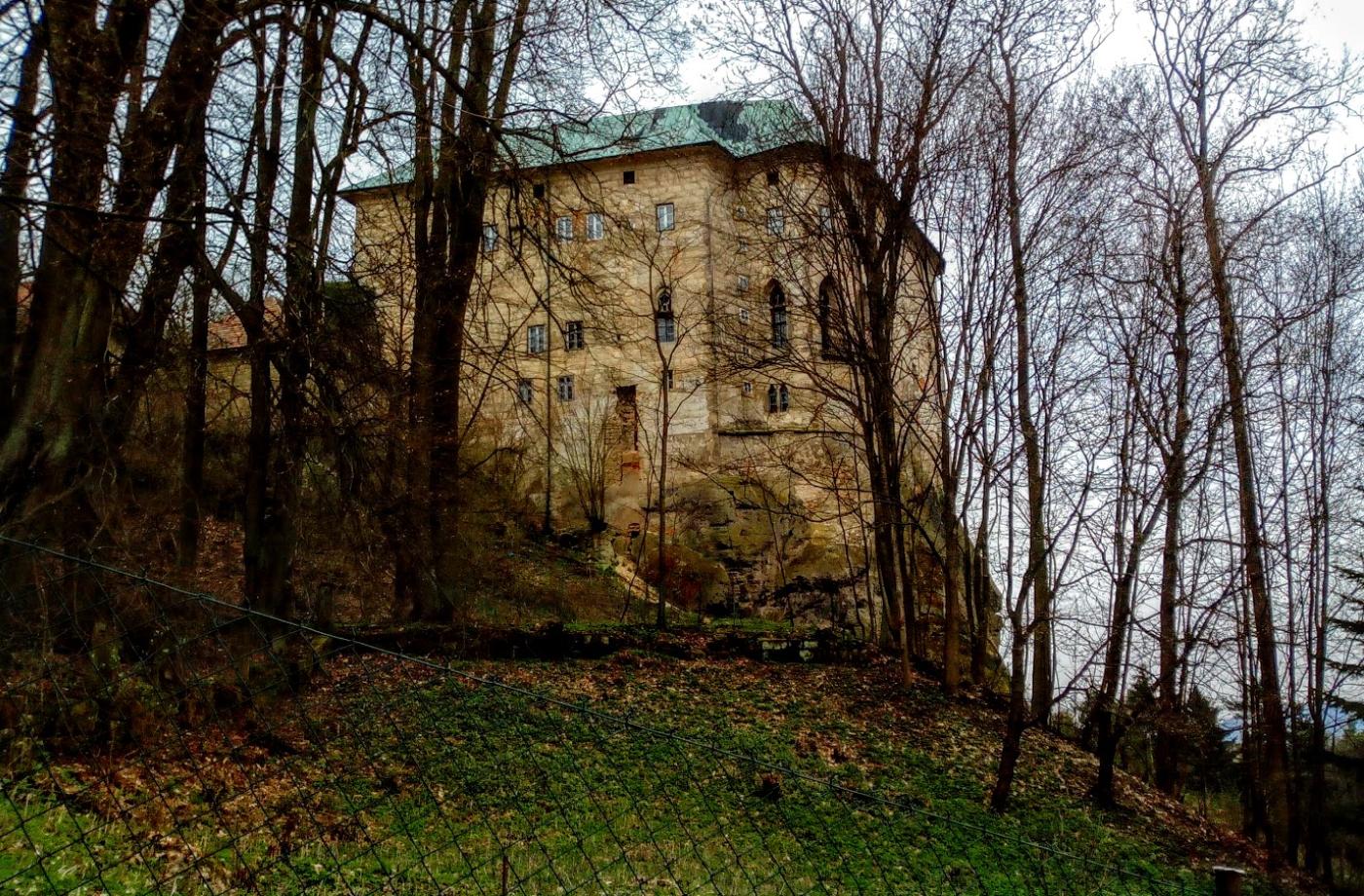 Tajemný hrad HOUSKA