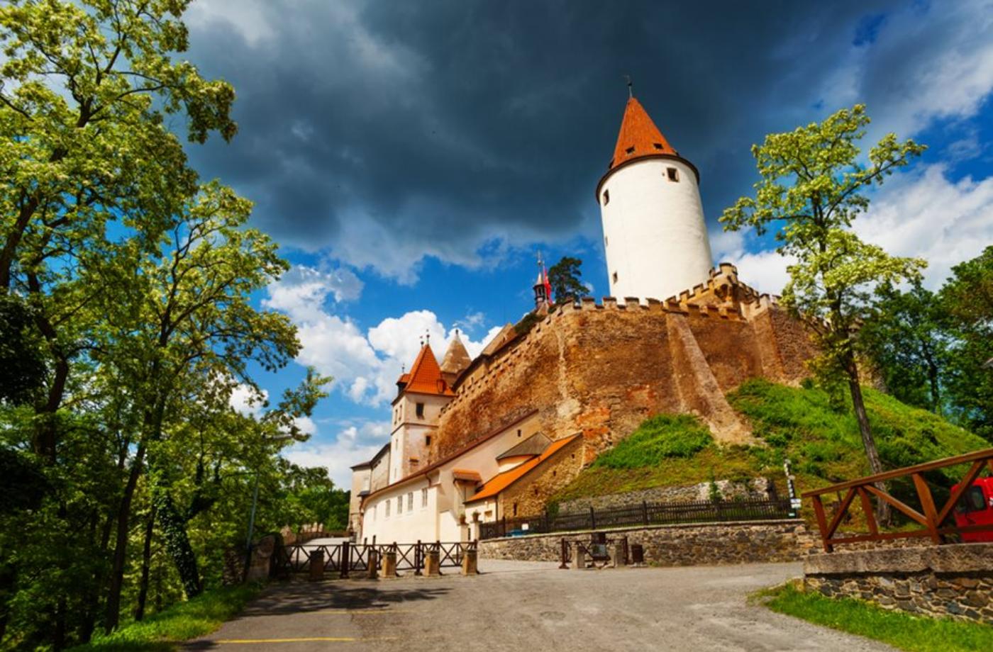Hrad Křivoklát - královský hrad s nádhernými a vzácnými sbírkami