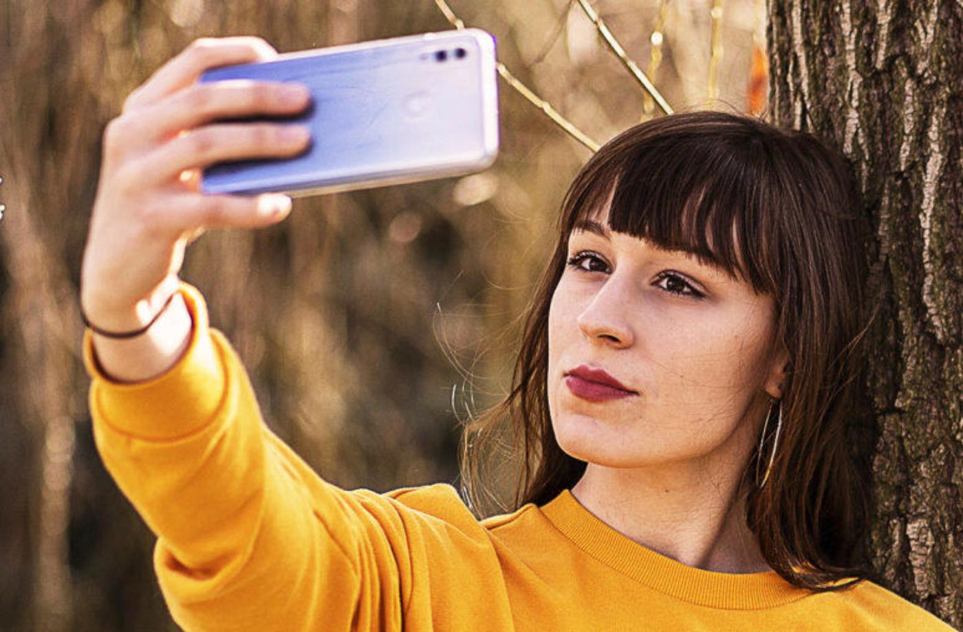21. červen -  Selfie day