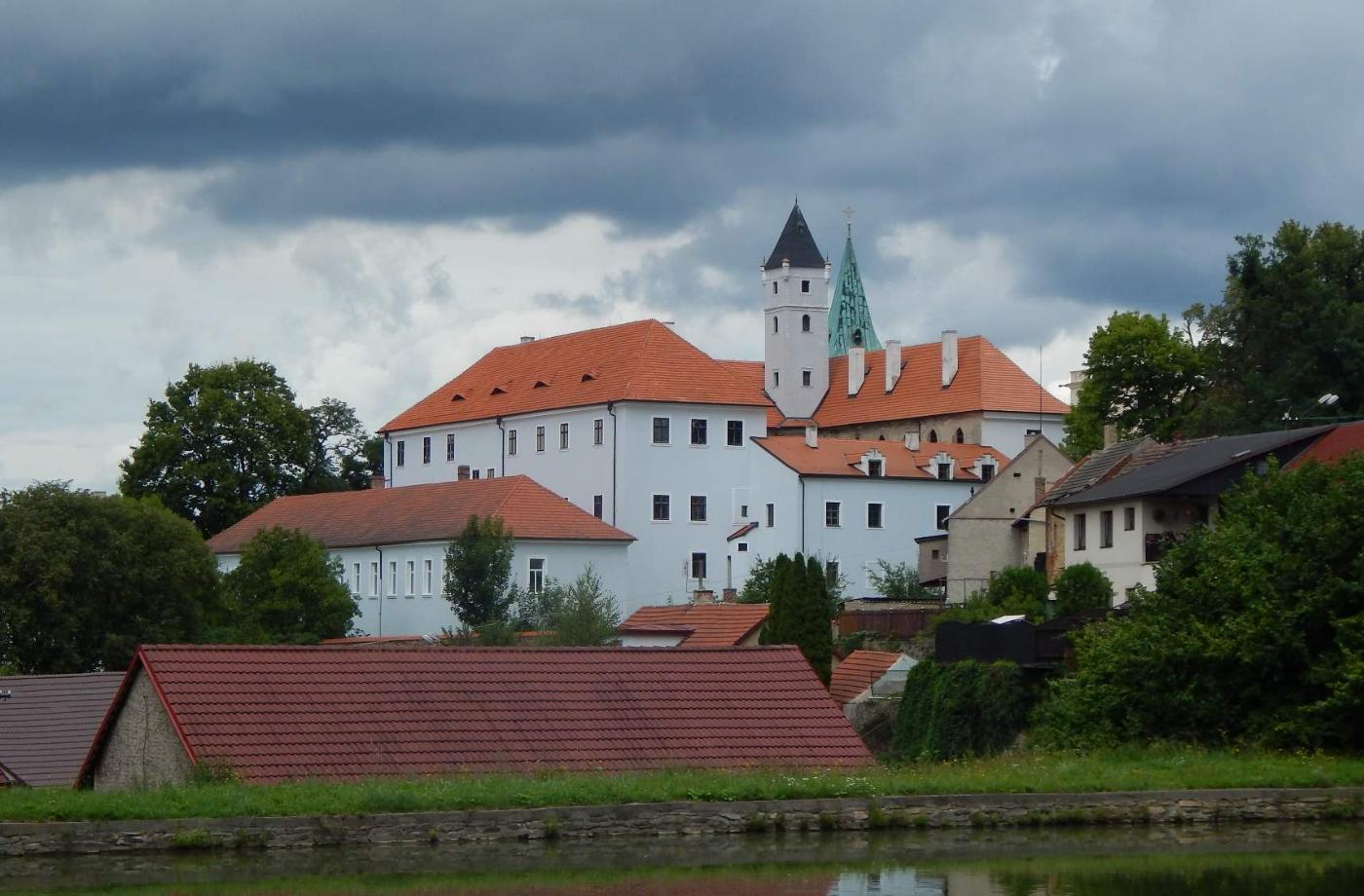 zámek Zásmuky