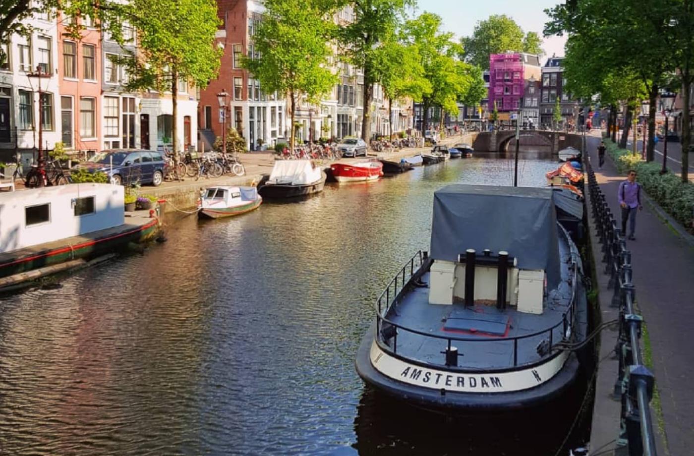 Seznamte se, Amsterdam.
