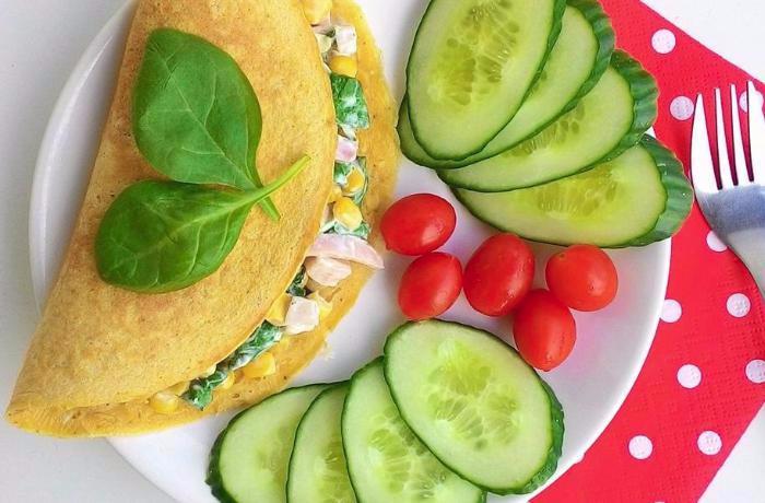 FIT Kukuřičná omeleta s kukuřicí a špenátem
