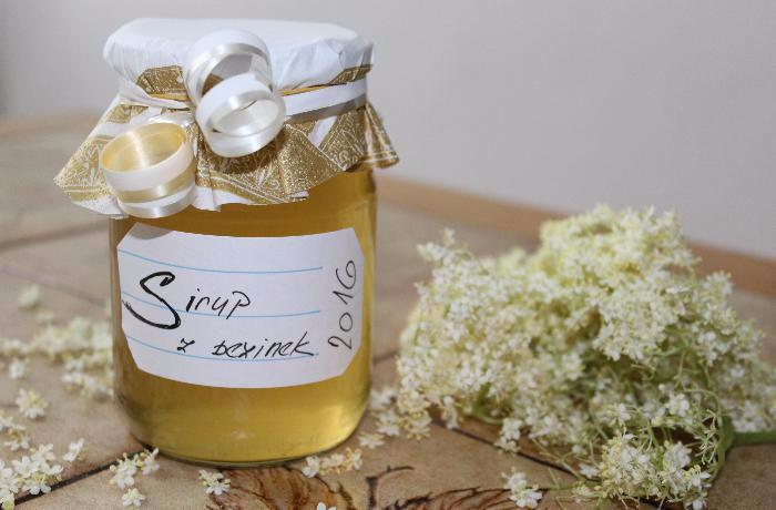Vyzkoušejte i vy tento jedinečný recept na léčivý bezinkový sirup se zázvorem