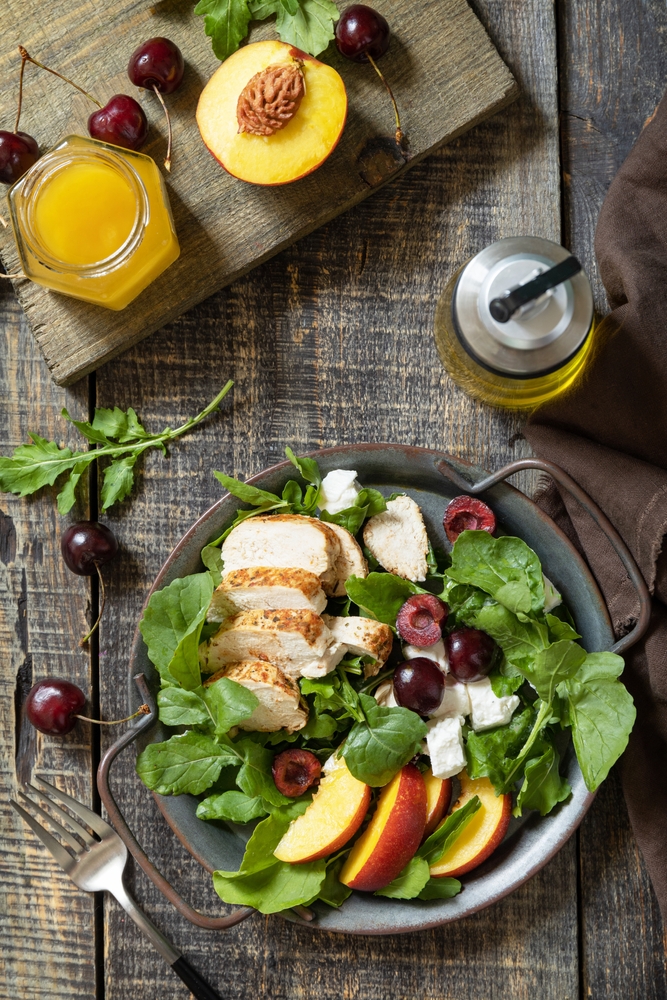 Healthy,Diet,Salad,With,Grilled,Turkey,,Arugula,,Peach,,Cherry,,Feta