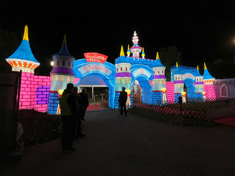 Vstupte do světa pohádek ve Winter Wonderlandu. Světelné instalace i zábavné atrakce vás uchvátí