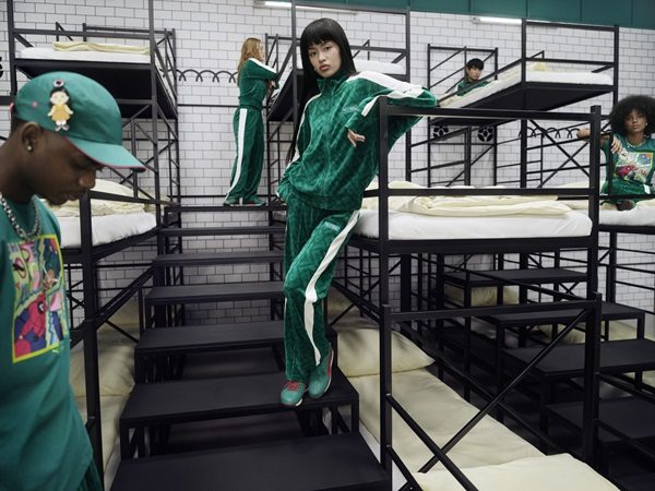 24AW_SP_SquidGame_Group-Shot-Female_0670
