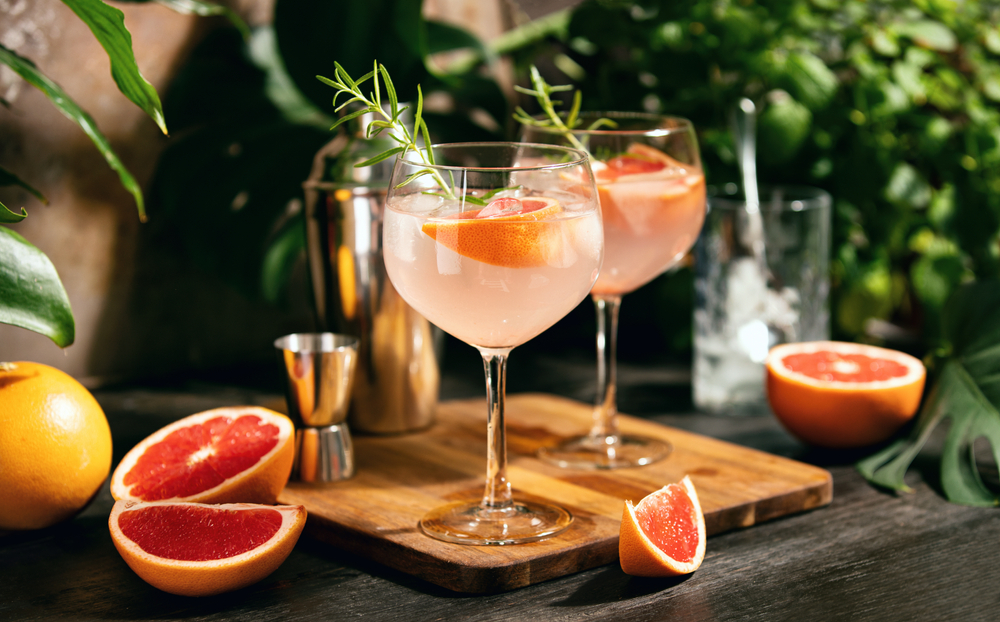 Růžový Valentýn: Neobyčejné drinky, které lahodí nejen oku