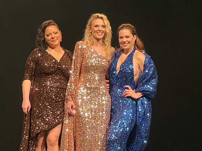 Velkolepá show s hity Céline Dion rozezní Hybernii. Těšit se můžete na skvělé pěvecké výkony i vizuální podívanou