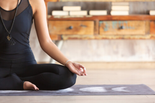 Slender,Asian,Yoga,Girl,Wearing,Black,Sportswear,Sitting,In,Lotus