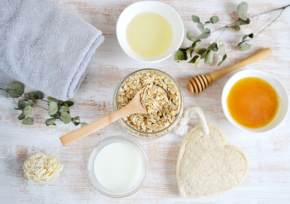 Natural,Ingredients,For,Homemade,Body,Face,Scrub,Oat,Oil,Milk.