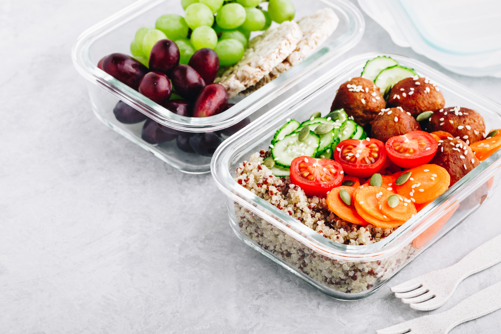 Meal,Prep,Lunch,Box,Containers,With,Quinoa,,Meatballs,Cucumbers,,Carrots,