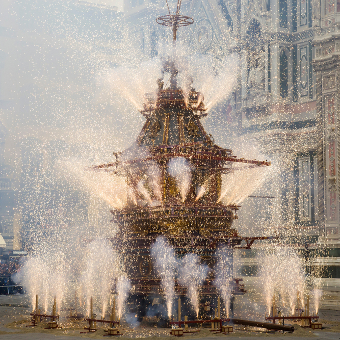 Italy,,Florence,,21/04/2019,folkloristic,Manifestation,,The,Explosion,Of,The,Cart,,On