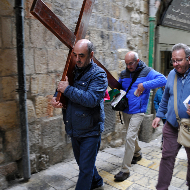 Jerusalem,,Israel,-,February,10,,2020.,Spontaneous,Way,Of,The