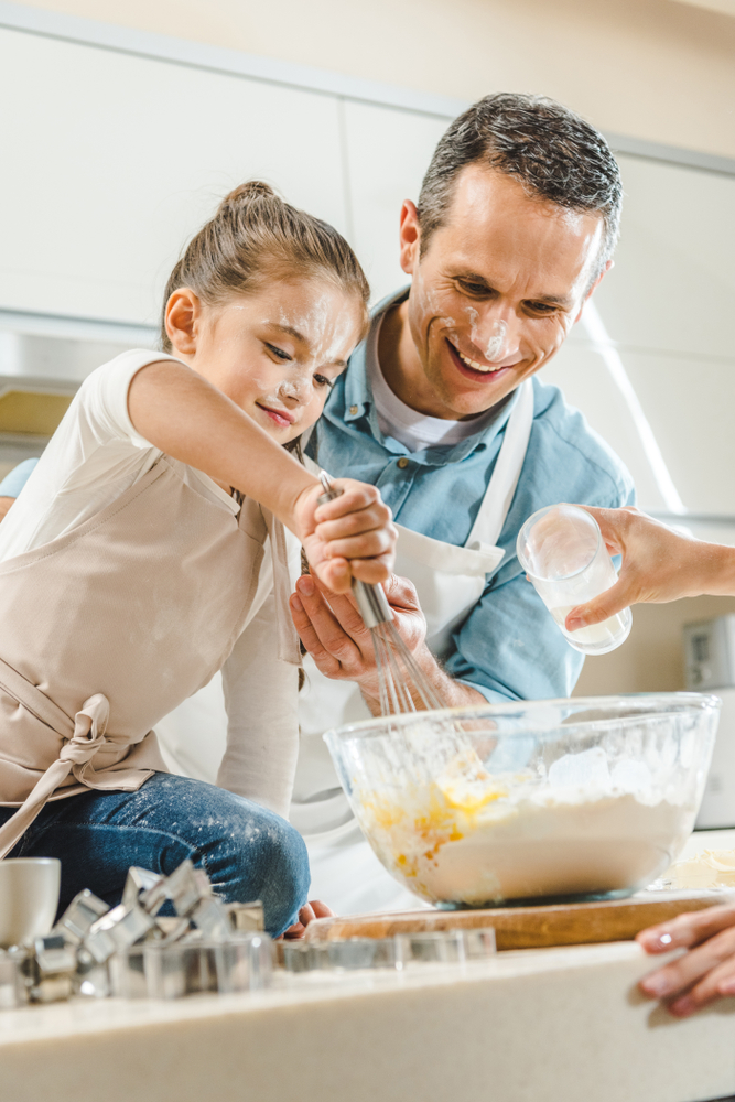 Happy,Family,,Little,Kid,With,Father,Mixing,Dough,In,Bowl