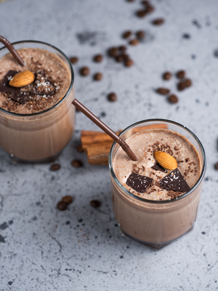Chocolate,Milk,Smoothie,Cocktail,With,Almonds,,Cinnamon,And,Coffee