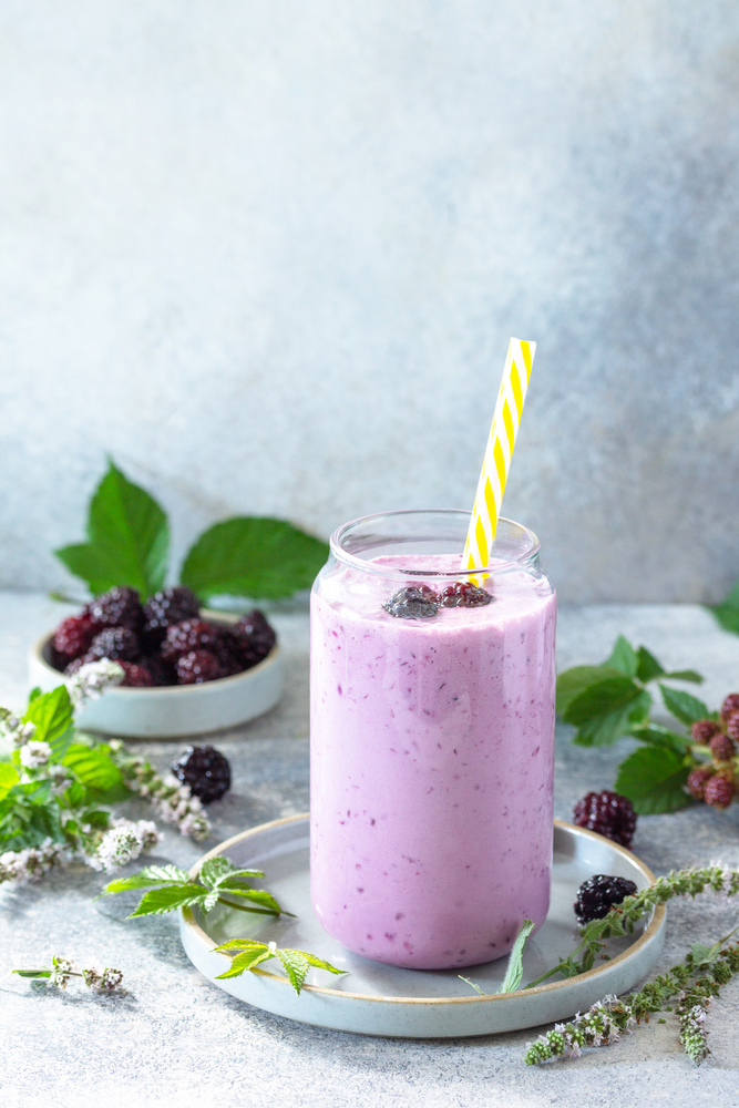 Natural,Healthy,Detox,,Fruit,Dessert,,Healthy,Dieting,Concept.,Blackberry,Milk