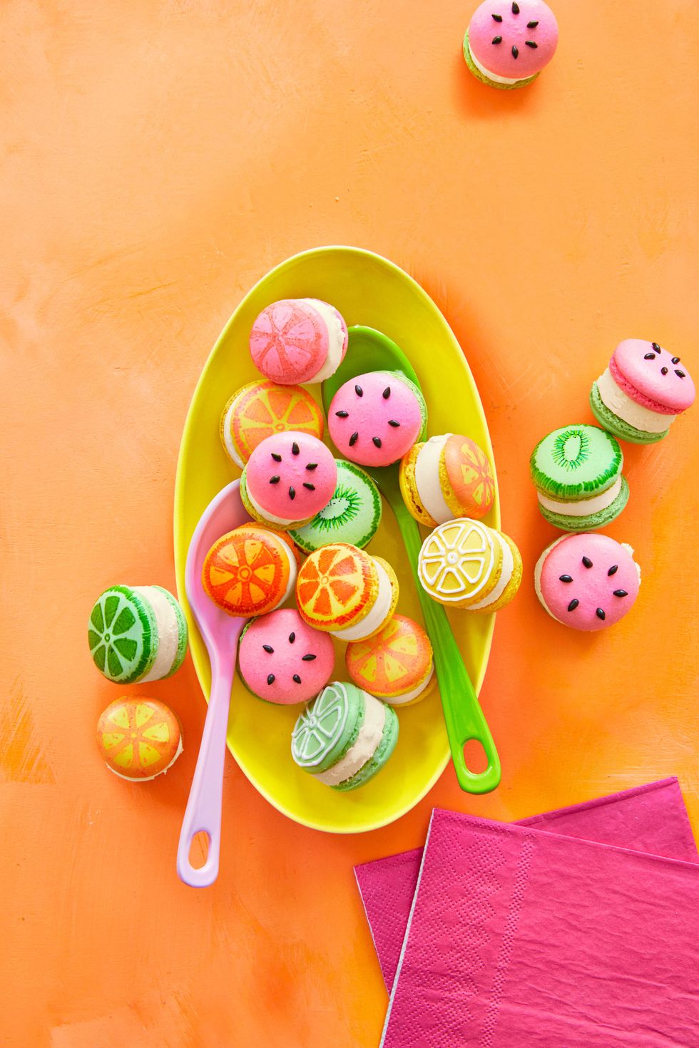macaron-ice-cream-sandwich-1645042846