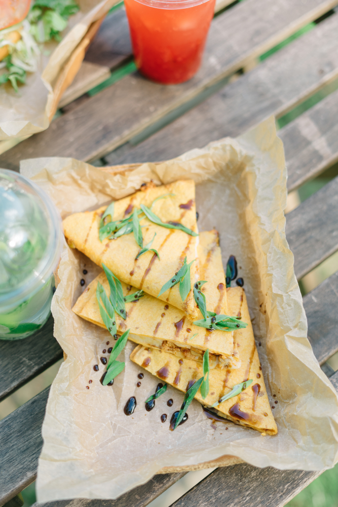 Traditional,Mexican,Quesadilla,With,Cheese,And,Chicken,,Decorated,With,Vinegar