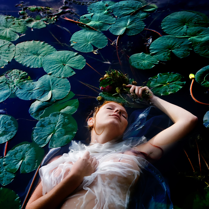 Young,Sexy,Unhappy,Crazy,Woman,Ophelia,With,Curly,Red,Hair
