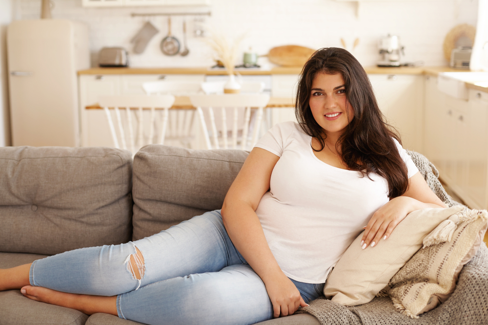 People,,Lifestyle,,Rest,And,Relaxation,Concept.,Attractive,Happy,Young,Latin