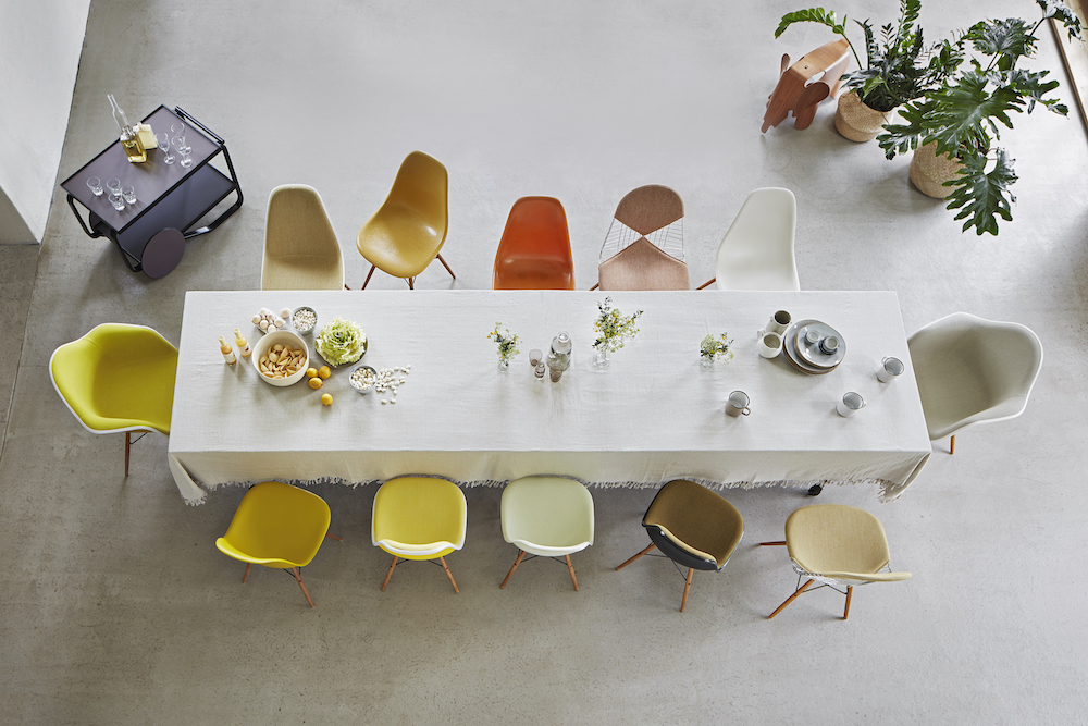 2794267_Eames Plastic Side Chair DSW Eames Plastic Armchair DAW_master