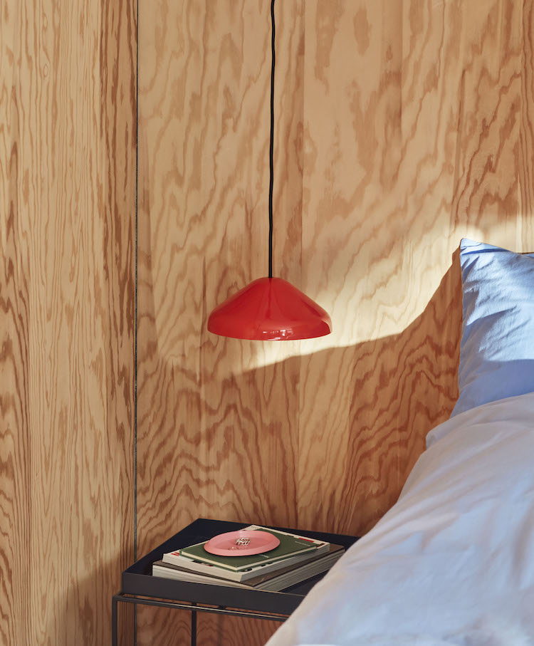 Pao Steel Pendant 230 red (1)