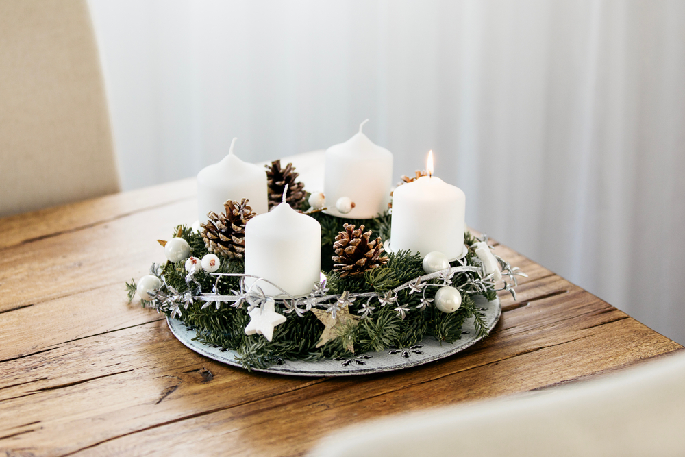 Lighting,The,First,Candle,On,The,Advent,Wreath,On,The