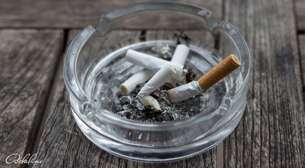 Jak se zbavit zápachu cigaret a tabáku v bytě