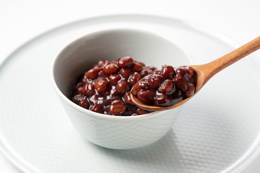 Boiled,Azuki,Beans,In,A,Small,Bowl,Placed,Against,A