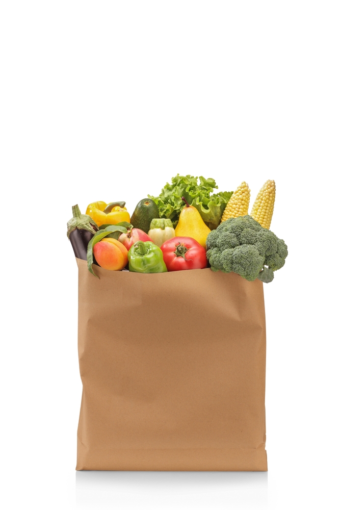 Studio,Shot,Of,Fresh,Fruits,And,Vegetables,In,A,Paper