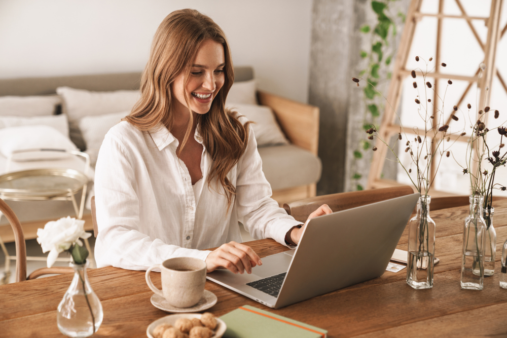 Image,Of,Young,Cheery,Happy,Positive,Cute,Beautiful,Business,Woman