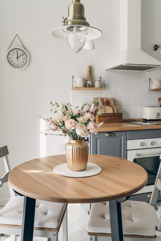 Spring,Bouquet,On,Wooden,Table,In,The,Kitchen.,Scandinavian,Style.