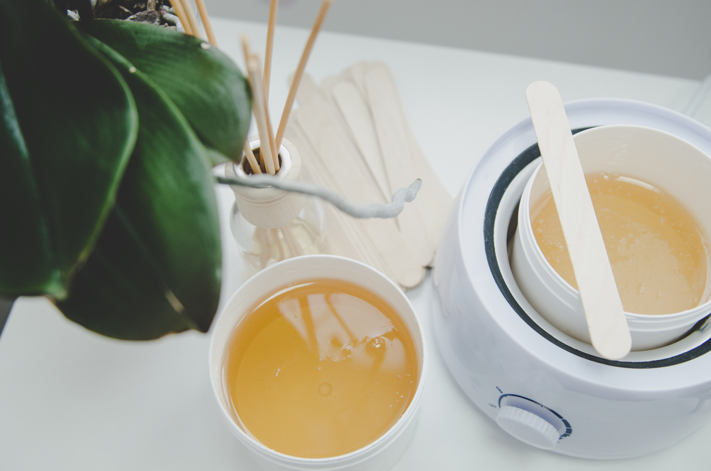 Hot,Wax,In,White,Bowl,For,Hair,Removal