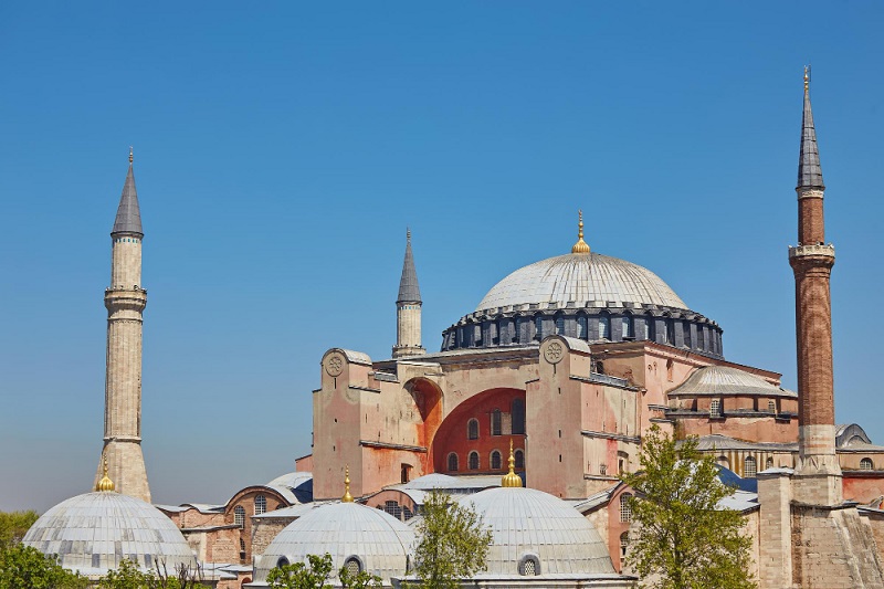 haghia-sophia-istanbul-turkey