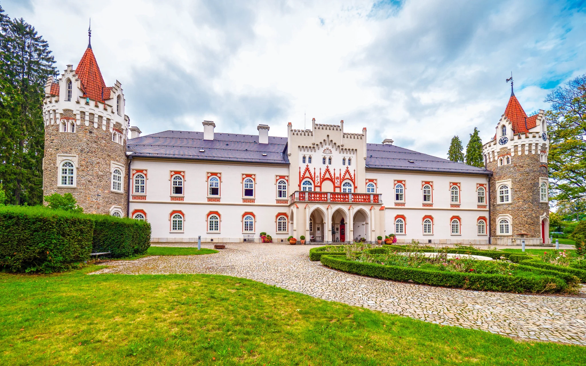 1_heralec_chateau_2