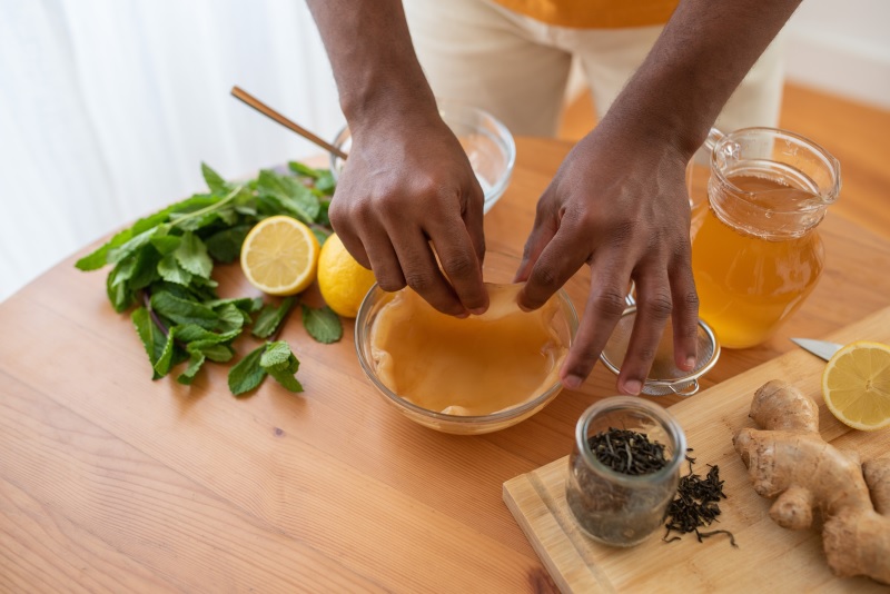 Making,Kombucha,Tea,Drink,At,Home,,Fermented,Drink,Flavoured,With