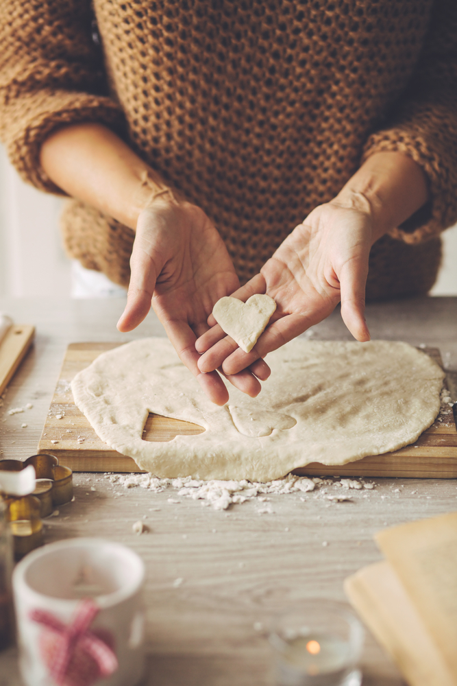 Woman,Are,Cooking,Holiday,Pie,In,The,Kitchen,,Lifestyle,Photo