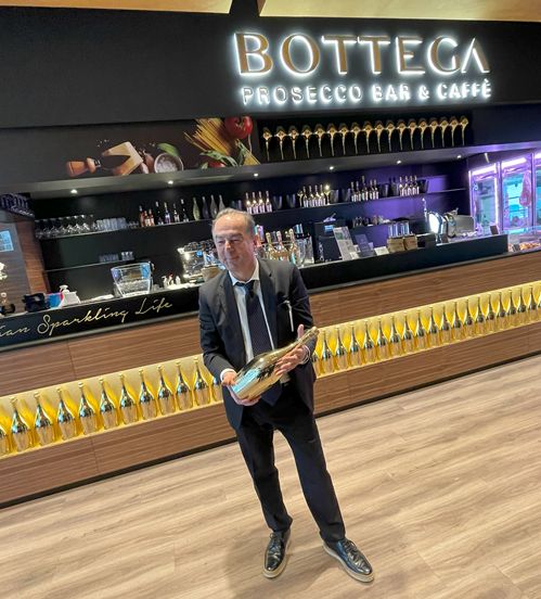letiště_food_court (14)