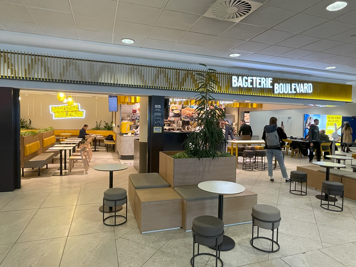 letiště_food_court (2)