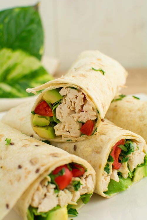 Chicken,,Avocado,And,Vegetable,Tacos