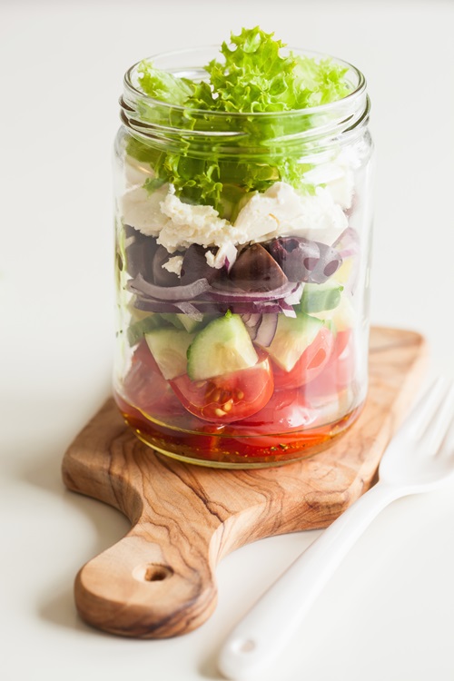 Healthy,Greek,Salad,In,Mason,Jar.,Tomato,Olive,Feta,Onion